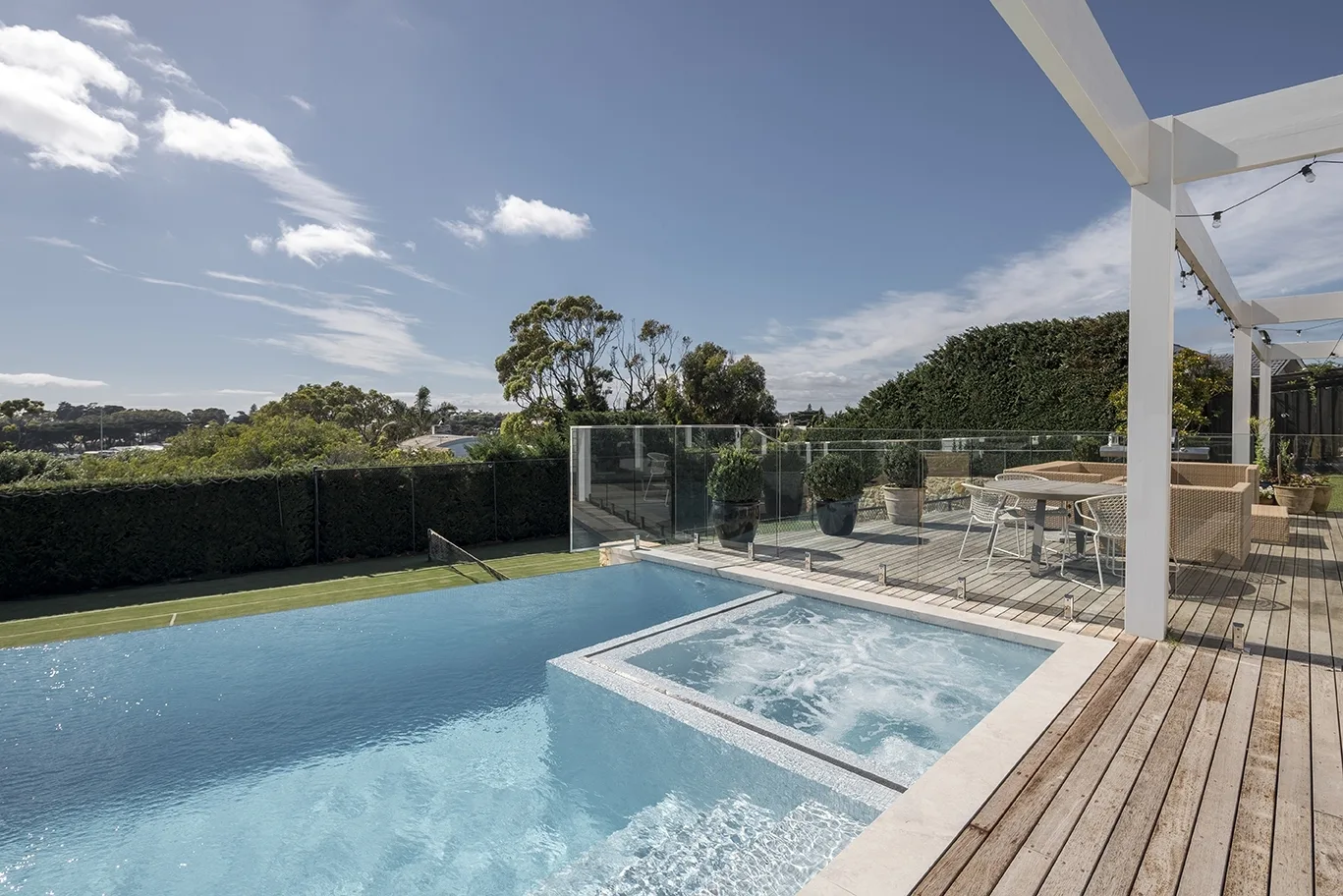 230316 Aloha Pools 5231 HDR