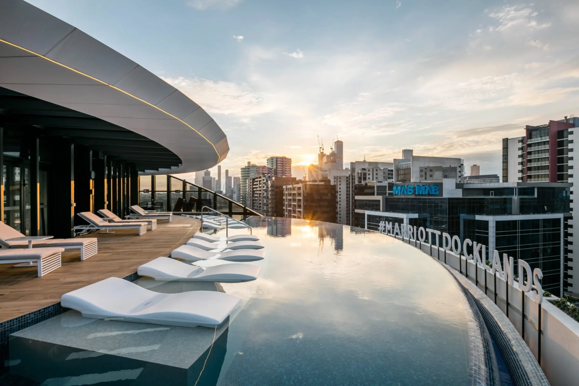 220315 Aloha 2829 HDR