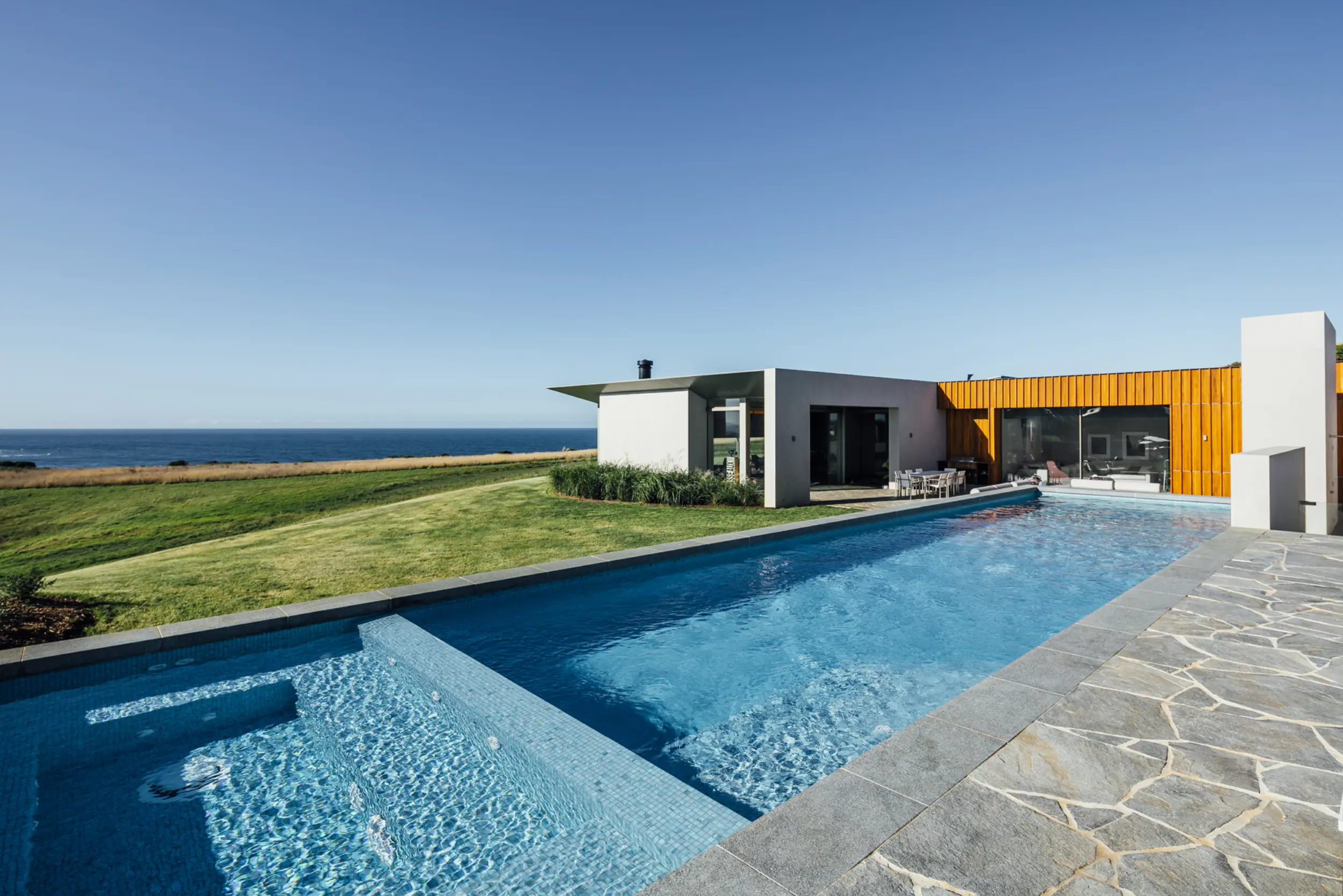 01 Avoca HR