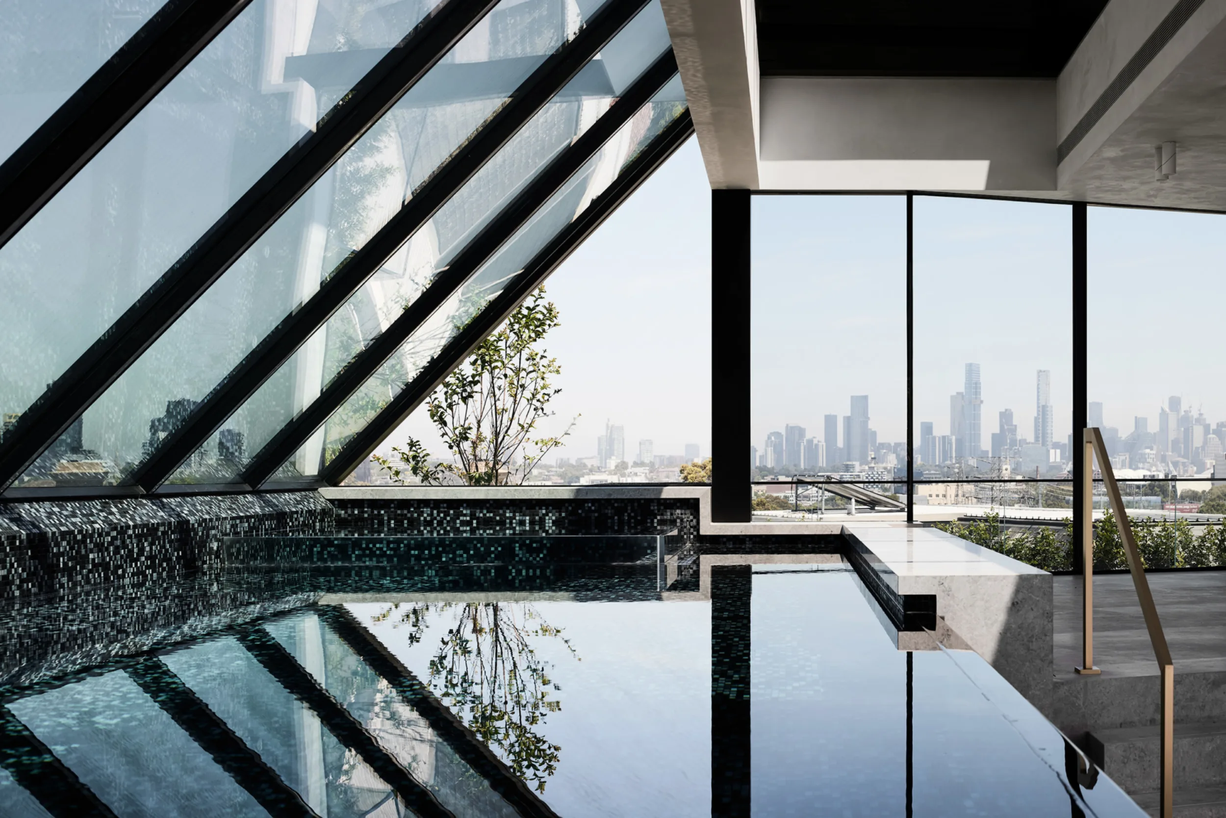 05 Curatorial House