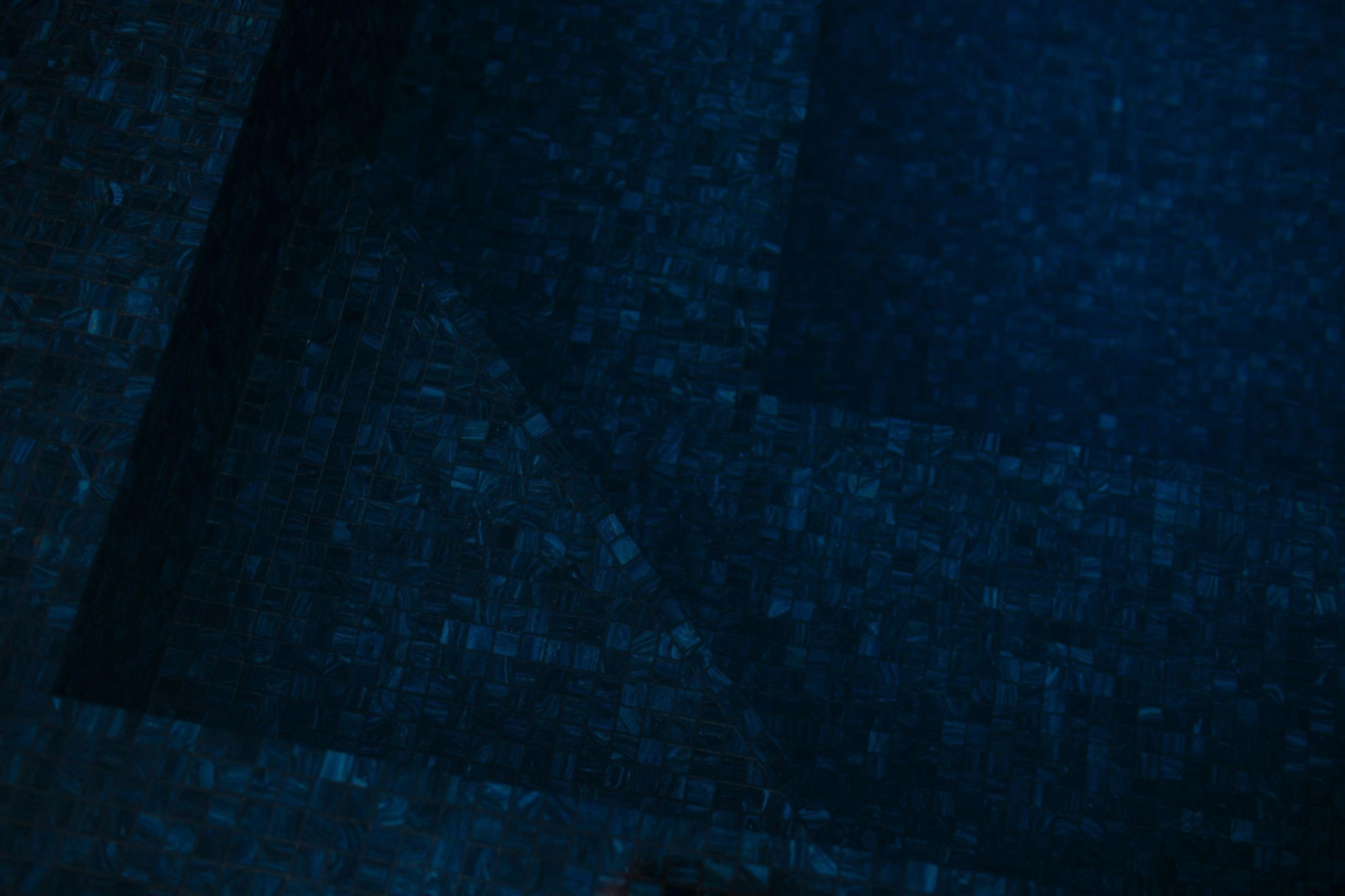 Tile dark